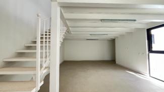 AR196 - COMMERCIAL SPACE